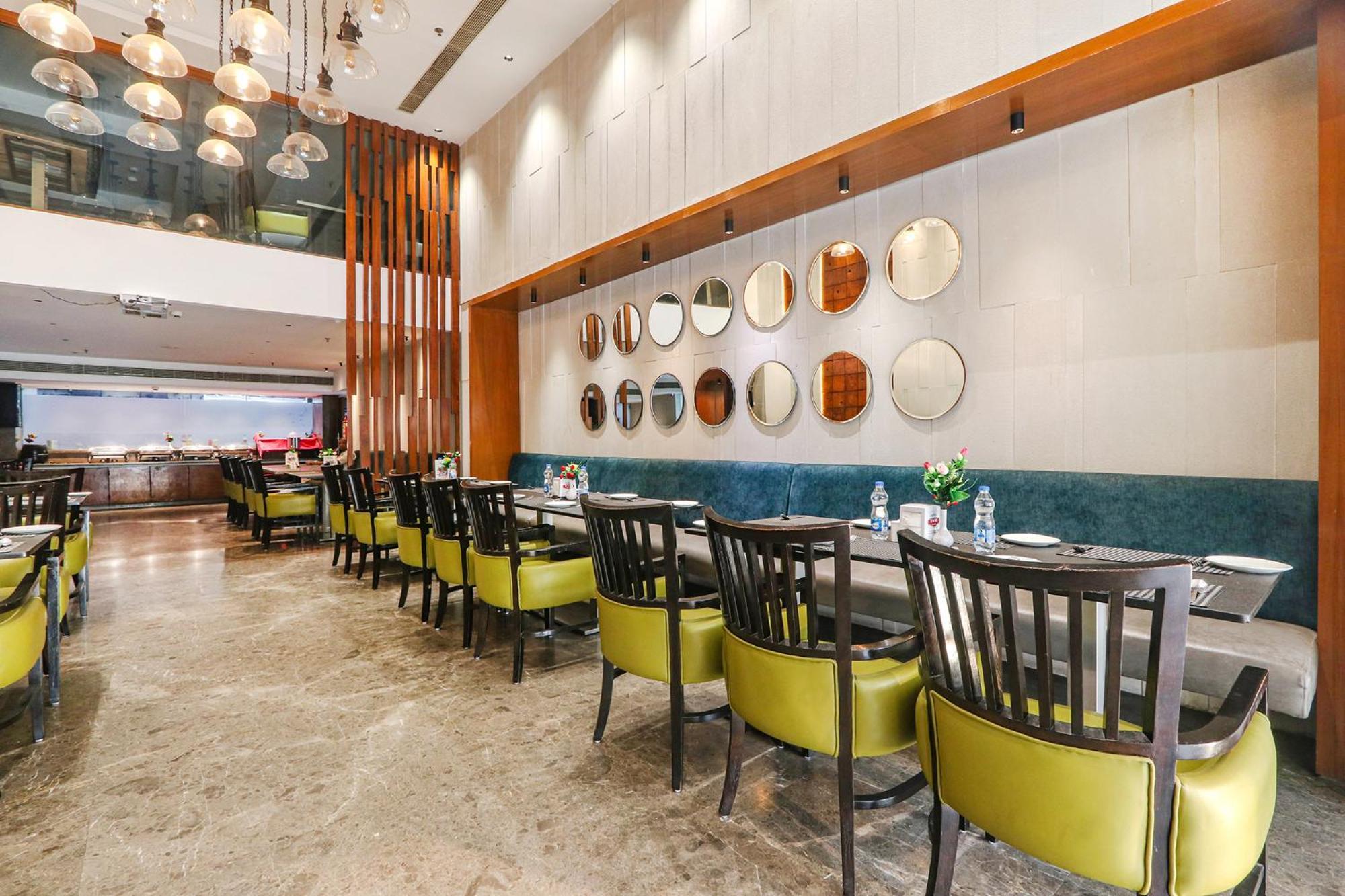 Fabhotel Prime Svm Grand - Banjara Hills Hyderabad Exteriör bild