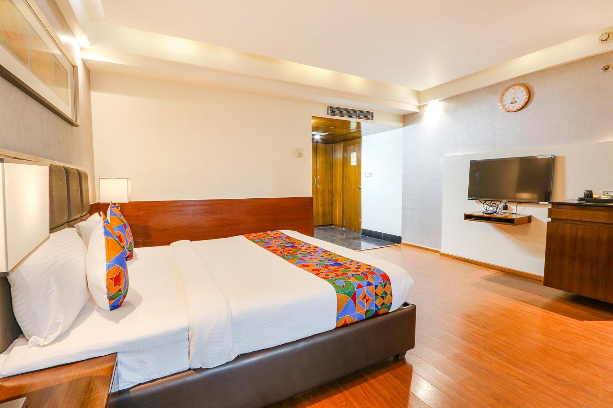 Fabhotel Prime Svm Grand - Banjara Hills Hyderabad Exteriör bild